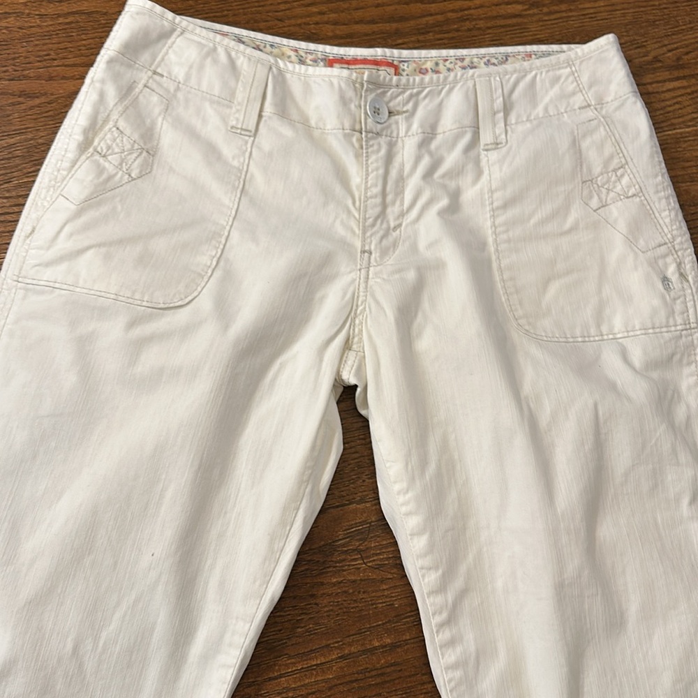 Levi capri - Picture 2 of 6